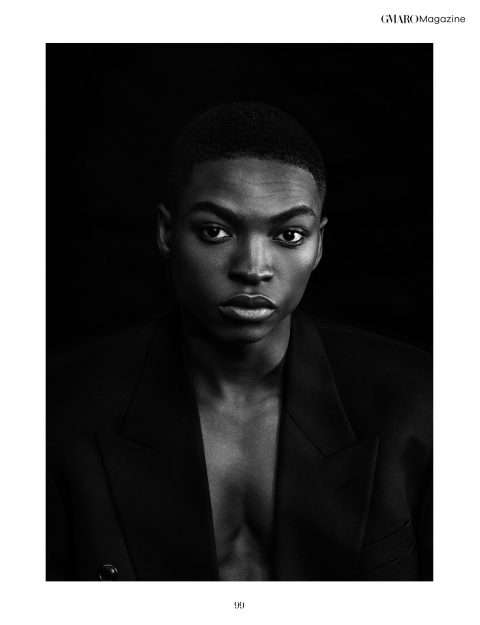 An Issue Arthur black model man black and white 081