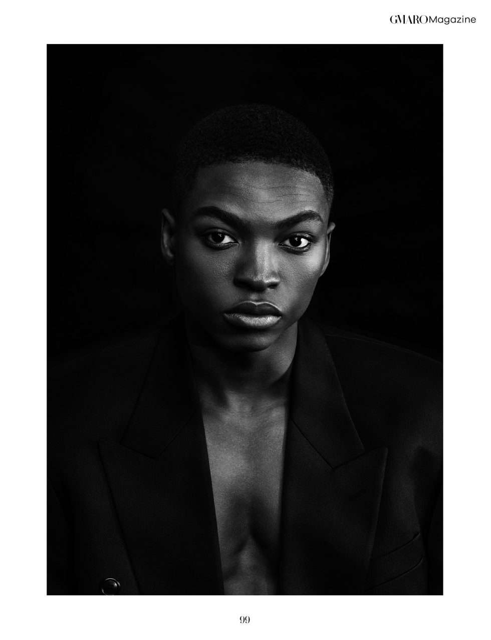 An Issue Arthur black model man black and white 081