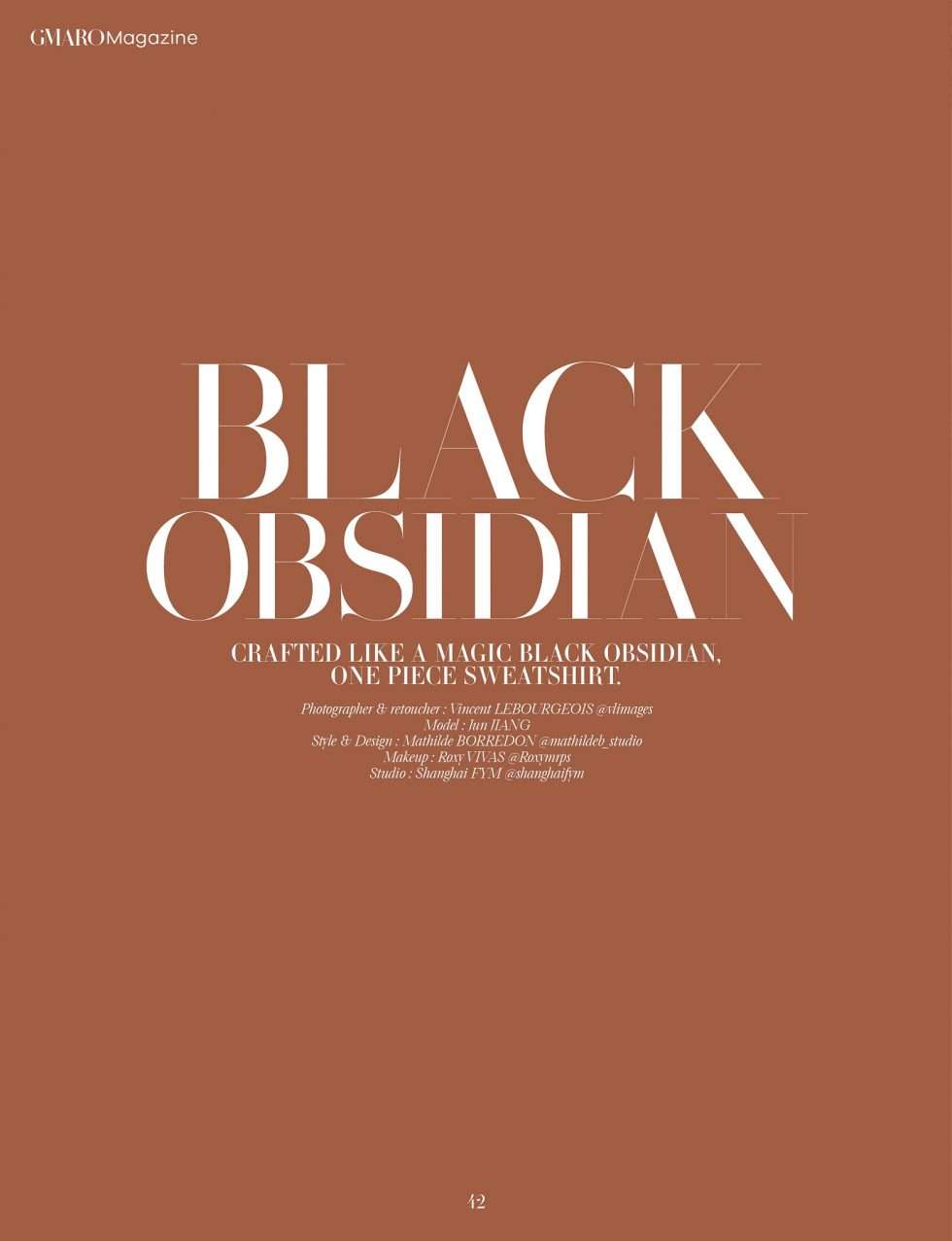 MB Black Obsidian fashion dress style gold 001