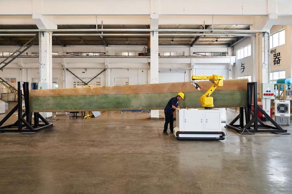 Surface robot usine industrie technologie 221