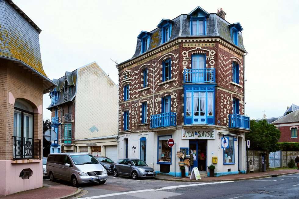 Mers les bains villa couleur 270